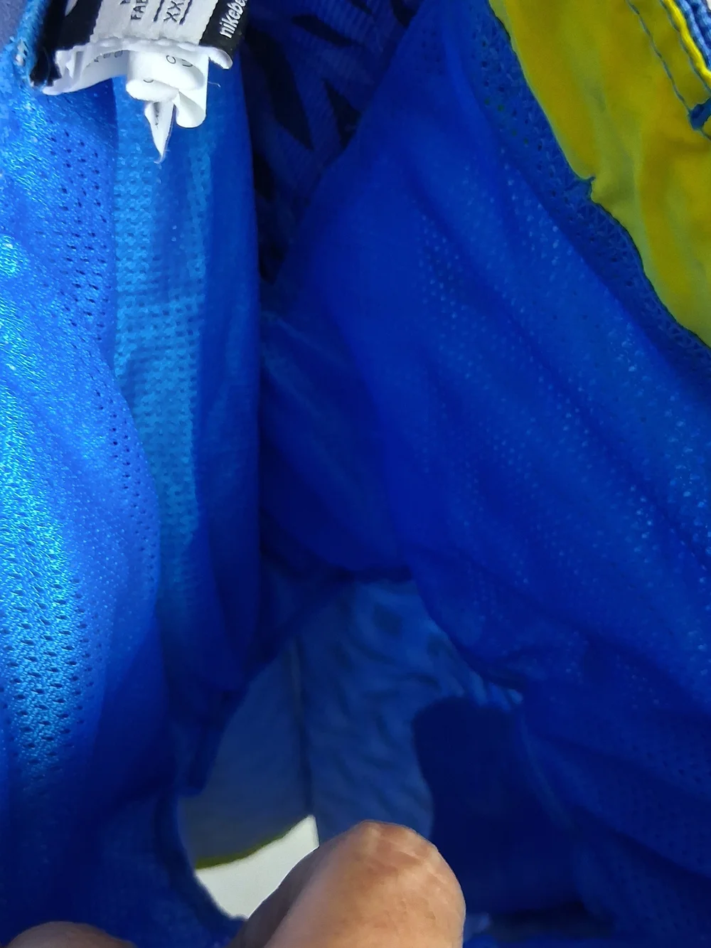Nike Men's XXL Blue Chevron 8